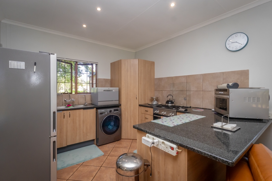 2 Bedroom Property for Sale in The Coves North West